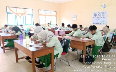 MAN 1 Pangkalpinang Gelar Ujian Program Pendalaman Keislaman Materi Akidah dan Fiqih untuk Kelas XII